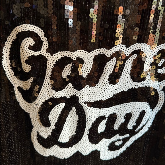 Like NEW JESS LEA in the spot light sequin Game Day top. Size Large women’s. - Picture 2 of 10